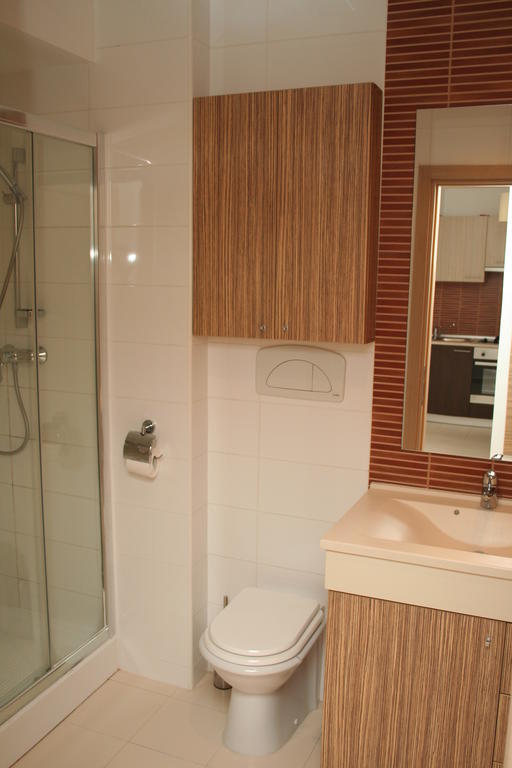 Top Rooms Aparthotel Bukarest Zimmer foto